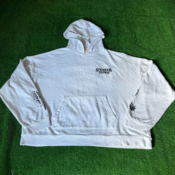 Stranger Things Hellfire Club Oversized Pacsun Exclusive Hoodie Sweater Size M - Picture 1 of 14